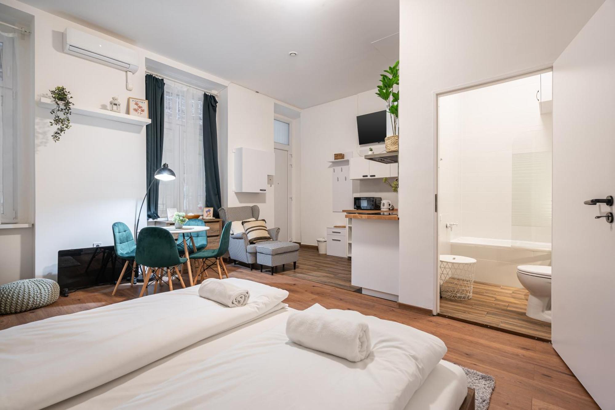 D68 - Downtown Cozy Suite - Best Location By Bqa Budapest Eksteriør billede